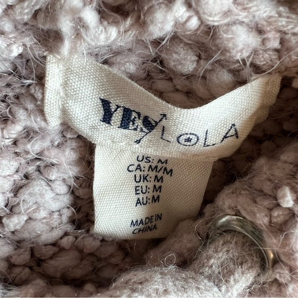 Yes Lola Sz Medium Hooded Pullover Sweater with Pom Pom Creamy Light Pink - Picture 9 of 10